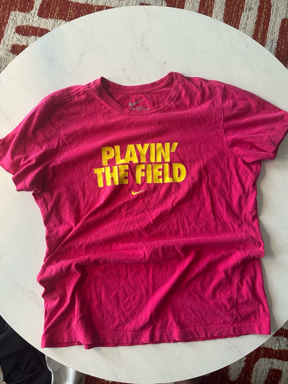 Nike Pink Playin the field short sleeve tee in Girls size XXL